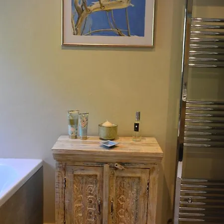 Riverside Tatil Evi